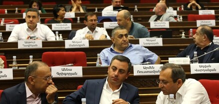 Ընդդիմությունը մանդատներից հրաժարվելու հարց քննարկո՞ւմ է․ Փաստ