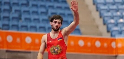 Ըմբիշ Յուրիկ Հովեյանը հաղթել է ադրբեջանցի մրցակցին