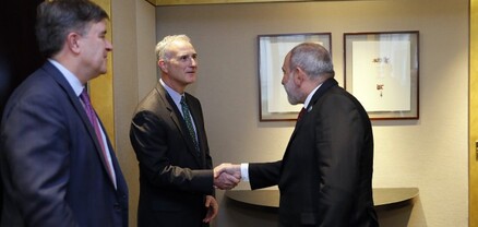 Նիկոլ Փաշինյանը ԱՄՆ պետքարտուղարի օգնականի հետ քննարկել է Հայաստան-Ադրբեջան խաղաղության գործընթացը
