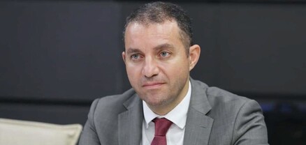 Մոտակայքում․ Հրապարակ
