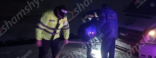 Արտակարգ դեպք` Շիրակի մարզում. շտապօգնության ավտոմեքենան Աշոցքի տարածքում մնացել է ձնակույտի մեջ. shamshyan.com