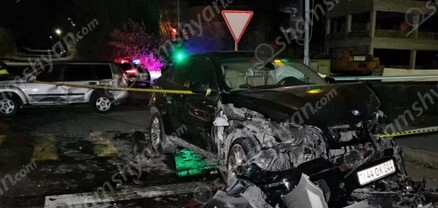 Խոշոր ավտովթար Չարենցավանում. բախվել են BMW X 6-ը ու Nissan X Trail-ը. կան վիրավորներ. shamshyan.com