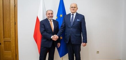 Դեսպան Ալեքսանդր Արզումանյանը հանդիպել է Լեհաստանի ԱԳ նախարար Զբիգնև Ռաուի հետ
