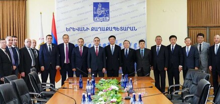 Ցինտաոն և Երևանը քույր քաղաքներ են․ չինական պատվիրակությունը Հայաստանում է
