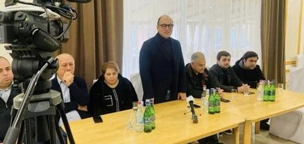 ՀՀԿ ԳՄ անդամները հանդիպել են Արտաշատի և Արարատի մի խումբ բնակիչների հետ