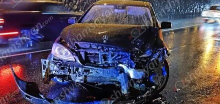 «Կուկուրուզնիկ»-ի մոտ բախվել են Mercedes-ն ու Mitsubishi-ն․ կա վիրավոր․ վարորդներից մեկը երգիչ է, ով զրկված է եղել վարորդականից․ shamshyan.com
