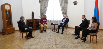 Փոխվարչապետ Մհեր Գրիգորյանն ընդունել է Դավիթ Յանին