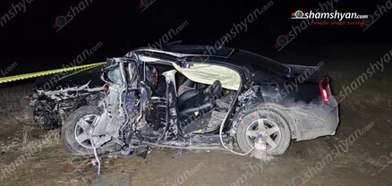«Տառերի պուրակի» մոտ բախվել են Mazda-ն ու Dodge-ը. կա վիրավոր. shamshyan.com