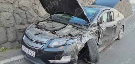 Ավտովթար՝ Երևանում. «Կուկուրուզնիկ»-ի ճանապարհին բախվել են Chevrolet-ն ու Reno-ն. shamshyan.com