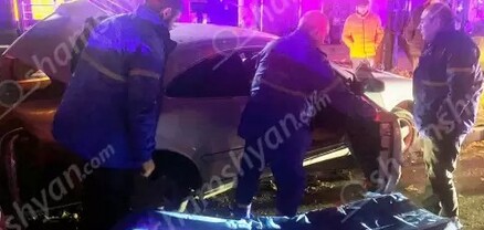 Խոշոր ավտովթար՝ Երևանում. Mercedes-ը Փակ շուկայի մոտ բախվել է պատնեշին ու աղբամաններին. կան վիրավորներ. shamshyan.com