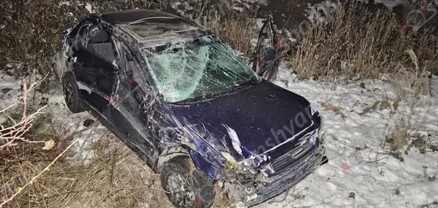 Կոտայքի մարզում  Opel-ը, մոտ 200 մետր գլորվելով, հայտնվել է ձորում. վարորդը և ուղևորը դուրս են նետվել ավտոմեքենայից. shamshyan.com