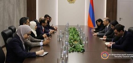 ԱԽ քարտուղարը ԱՄԷ պատվիրակության ղեկավարի հետ քննարկել է տարածաշրջանային համագործակցությունը