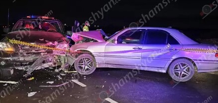 Կոտայքի մարզում բախվել են Mercedes-ն ու Kia Sorrento-ն․ կան վիրավորներ. shamshyan.com