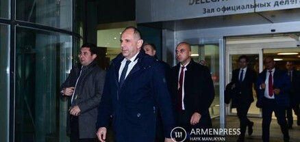 Հունաստանի ԱԳ նախարարը ժամանեց Երևան