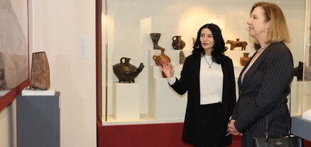 ԱՄՆ դեսպան Քրիստինա Քվինն այցելել է Հայաստանի պատմության թանգարան
