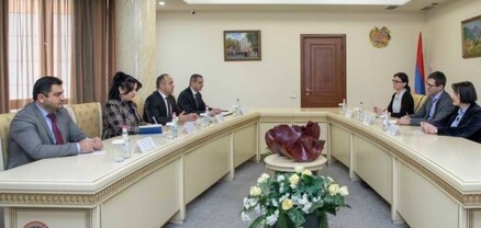 Միացյալ Թագավորության փոխդեսպանն այցելել է ՔԿ