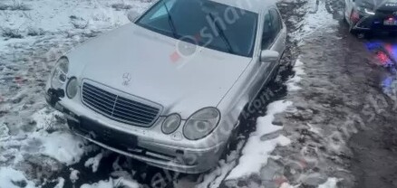 Արագածոտնի մարզում Mercedes-ը բախվել է հողաթմբերին և հայտնվել դաշտում. կա վիրավոր. shamshyan.com