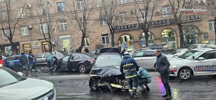 Կիևյան փողոցում բախվել են 2 «BMW», 2 «Toyota», «Nissan»-ն ու «Mitsubishi»-ն․ shamshyan.com