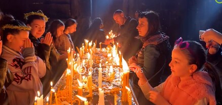 Ծաղկազարդին Գեղարդավանքը մարդաշատ էր