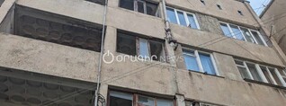 Գյումրիի Խրիմյան Հայրիկ 60 շենքի բնակիչն ահազանգում է, որ կոյուղաջրերը լցվել են նկուղ