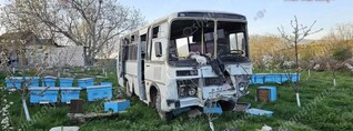 Ավտոբուսը Նոր Երզնկայում բախվել է քարե պարսպին և հայտնվել մեղվափեթակների մեջ․ 29 հոգի տեղափովել են հոսպիտալացվել է. shamshyan.com