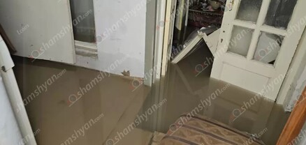 Երևանում խմելու ջրի մագիստրալի վնասման պատճառով ջուրը ողողել է մի քանի տներ. տեղի է ունեցել փլուզում. shamshyan.com