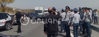 Խնդիրը միայն տավուշցիներինը չի, այն հասել է բոլորիս տներին. 1 ժամ փակ պահելուց հետո Երևան-Գյումրի ճանապարհը բացվեց    
