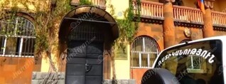 Երևանում 71-ամյա տղամարդը շենքի մուտքում բռնել է 13-ամյա աղջկա ձեռքը, քաշել դեպի իրեն և փորձել անառակաբարո արարք կատարել. shamshyan.com