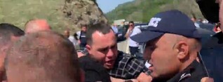 Ոստիկանները, բռնի ուժ կիրառելով, բերման են ենթարկել ազատամարտիկ Գրիգոր Գրիգորյանին