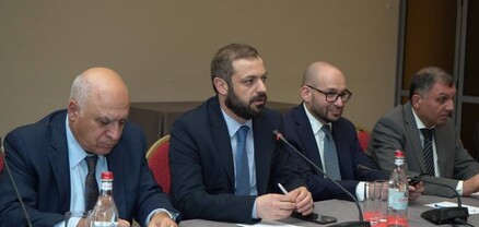 Գևորգ Պապոյանը հանդիպել է Հայաստանի արդյունաբերողների և գործարարների միության խորհրդի անդամների հետ