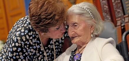 Մասաչուսեթսի Ներկայացուցիչների պալատում հարգանքի տուրք են մատուցել Հայոց ցեղասպանությունը վերապրած 110-ամյա հայ կնոջը