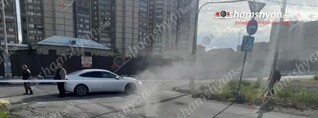 Երևանում ճանապարհի տակով անցնող գազախողովակը վնասվել է. սկսվել է ուժեղ արտահոսք. shamshyan.com