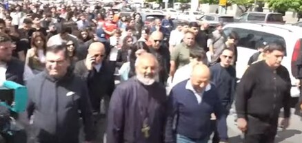 Բագրատ Սրբազանը միացավ ցուցարարներին․ Երևանում անհնազանդության ակցիաներ են․ ՈւՂԻՂ