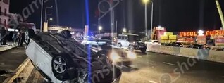 Երևանում բախվել են Toyota Rav 4-ն ու Toyota Camry-ն․ վերջինը գլխիվայր շրջվել է․ shamshyan.com
