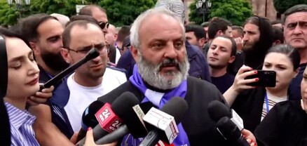 Փաշինյանին կհանդիպեմ միայն կալանավայրում․ Բագրատ Սրբազան