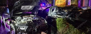 Երևանում գոլդ համարանիշերով Mercedes-ը բախվել է կայանված ավտոմեքենաներին. վարորդը դեպքի վայրից փախել է. shamshyan.com