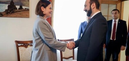 Արարատ Միրզոյանը հանդիպել է Սվետլանա Տիխանովսկայայի հետ