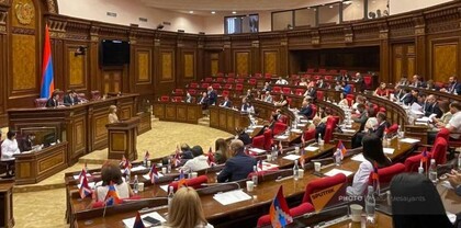 Արտահերթ նի՞ստ, թե՞ սաբոտաժ․ Հրապարակ