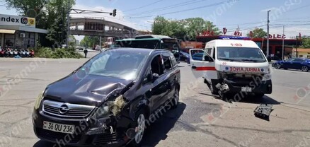 Երևանում ավտովթար է տեղի ունեցել կանչի վայր մեկնող շտապօգնության մասնակցությամբ. կա վիրավոր. shamshyan.com