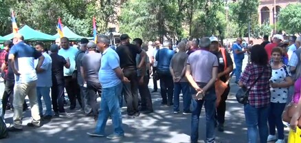 Ընդդիմության ակցիան՝ ԱԺ շենքի դիմաց. ՈւՂԻՂ