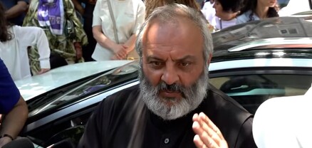 Լավ էլի, անունը մի տվեք, մաքրեք ձեր շրթունքները․ Բագրատ Սրբազանը՝ Հովհաննես Ազոյանի մասին