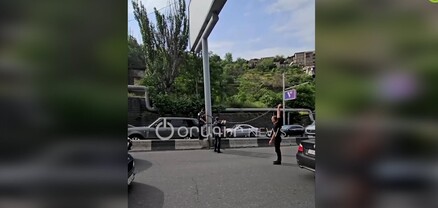 Վաղ առավոտյան քաղաքացիները շղթայով փակել էին Մյասնիկյան պողոտան