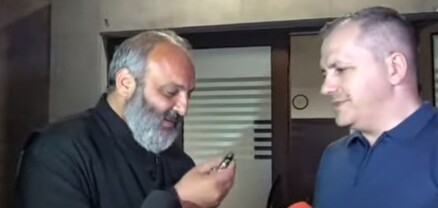 Բագրատ Սրբազանն իր ավտոմեքենան նվիրել է Արցախի ներկայացուցչությանը