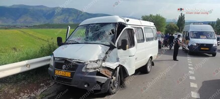Կոտայքում բախվել են Սևան-Երևան երթուղին սպասարկող մարդատար գազելն ու բեռնատար գազելը. shamshyan.com