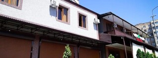 Երևանում 40-ամյա տղամարդը «Գրին գարդեն» հյուրանոցում փորձել է ինքնավնասում կատարել. shamshyan.com