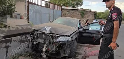 Երևանում 28-ամյա վարորդը վարձակալած Mercedes-ով բախվել է գերեզմանի բազալտե եզրաքարերին. shamshyan.com
