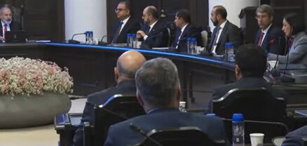 Բոլոր ուսուցիչները հինգ տարվա կտրվածքով պետք է վերապատրաստվեն. Փաշինյան