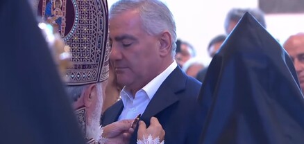 Ազգային բարերարներին Հայոց Հայրապետի կողմից շնորհվեցին շքանշաններ