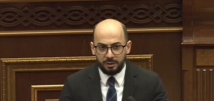 Դուք եք պալատական հեղաշրջում արել, վաճառել Լեռնային Ղարաբաղը. Արթուր Հովհաննիսյանը՝ ընդդիմությանը