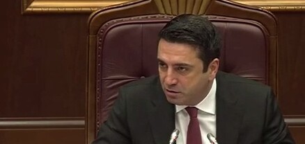 «Դու»-ով հետս չխոսես, մնա չափերիդ մեջ. Ալեն Սիմոնյանը վիճում է ընդդիմադիր պատգամավորների հետ